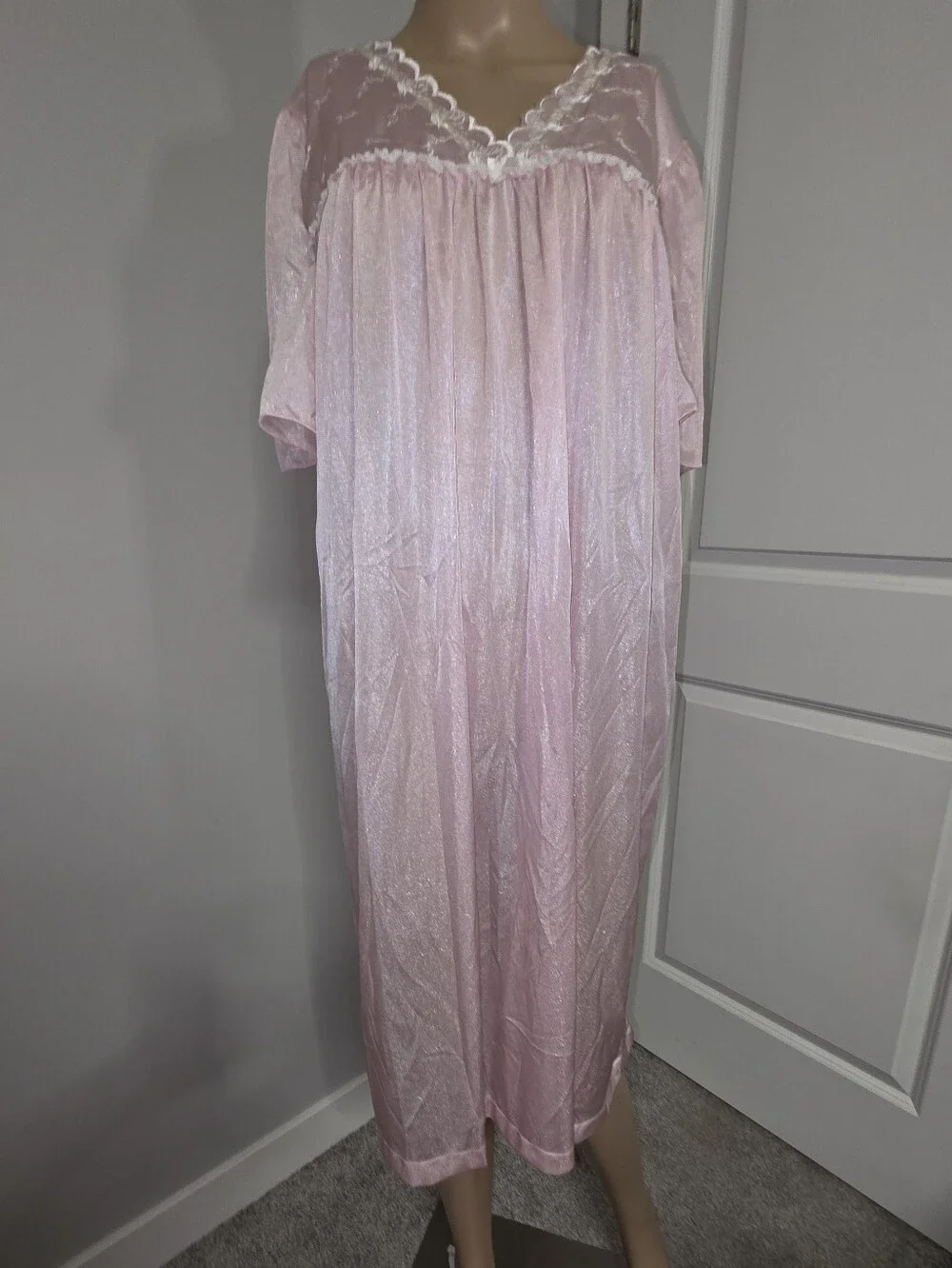 Vintage Simply Basic Pink Nylon Lace Trim Nightgown Plus Size 2XL Made in USA